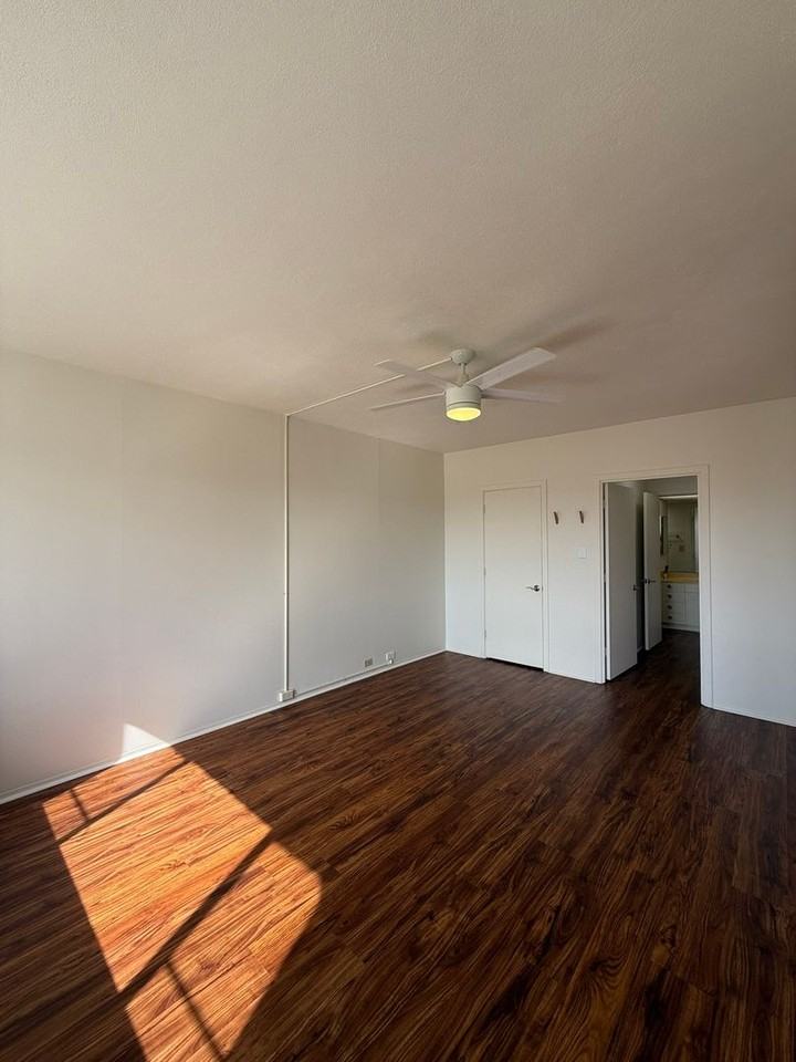 1001 Wilder Ave #802 - Photo 6 of 19