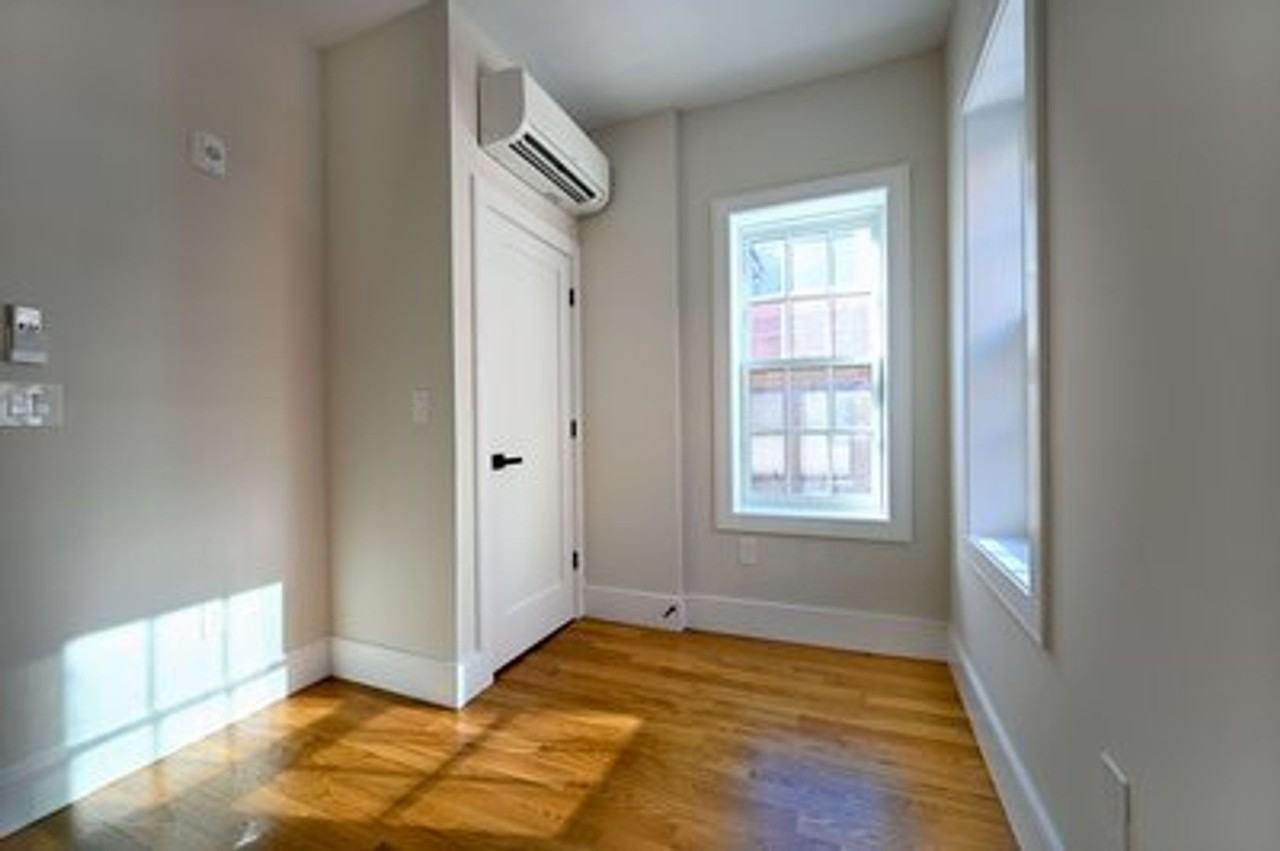 18 Winchester St - Photo 7 of 10