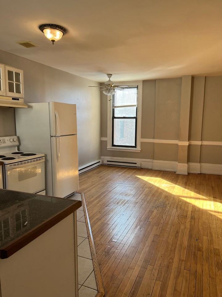 5 5 Broadway - 412 #412 - Photo 2 of 10