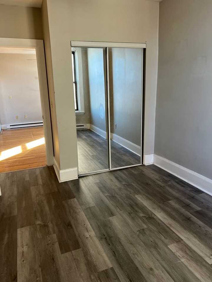 5 5 Broadway - 412 #412 - Photo 5 of 10