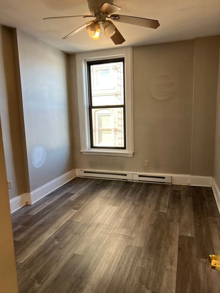 5 5 Broadway - 412 #412 - Photo 6 of 10