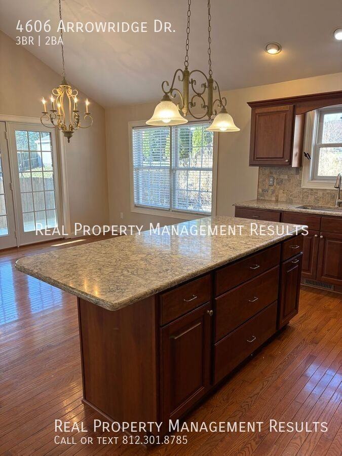 4606 Arrowridge Dr - Photo 5 of 18