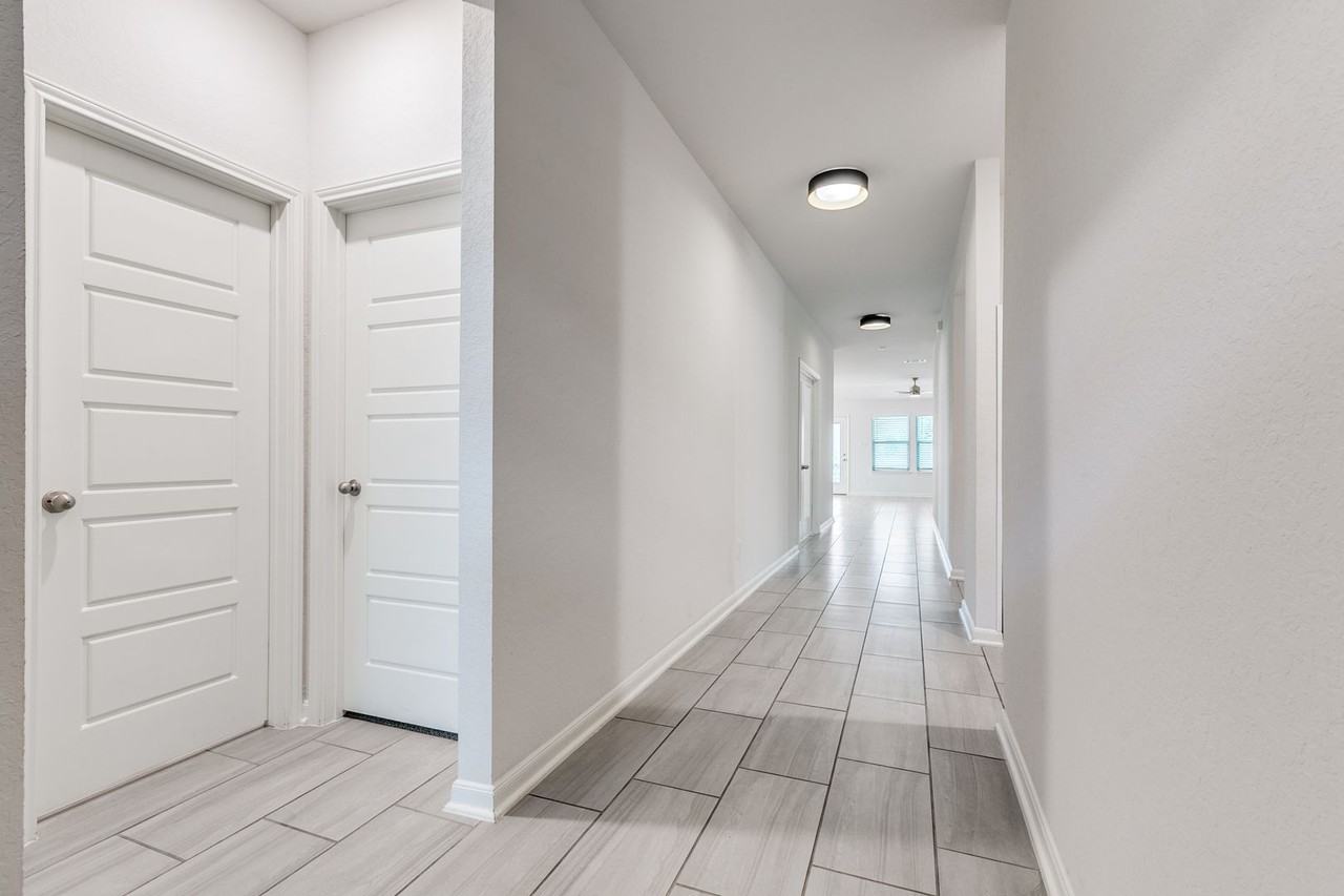 12002 Benetto Aly - Photo 3 of 25