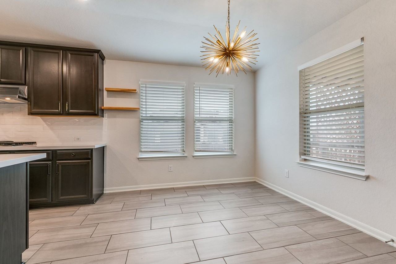 12002 Benetto Aly - Photo 7 of 25