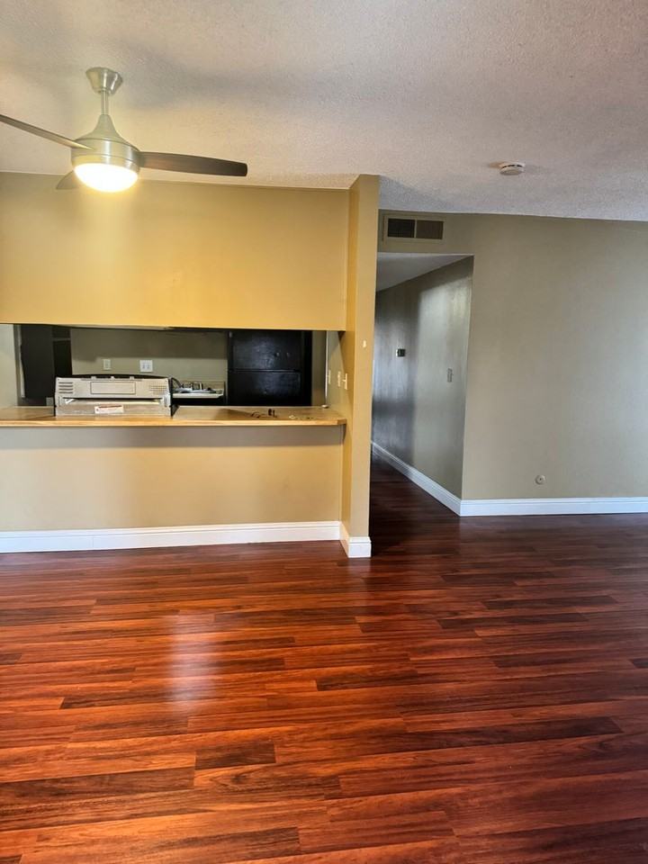 4814 E Rialto Ave #106 - Photo 5 of 27