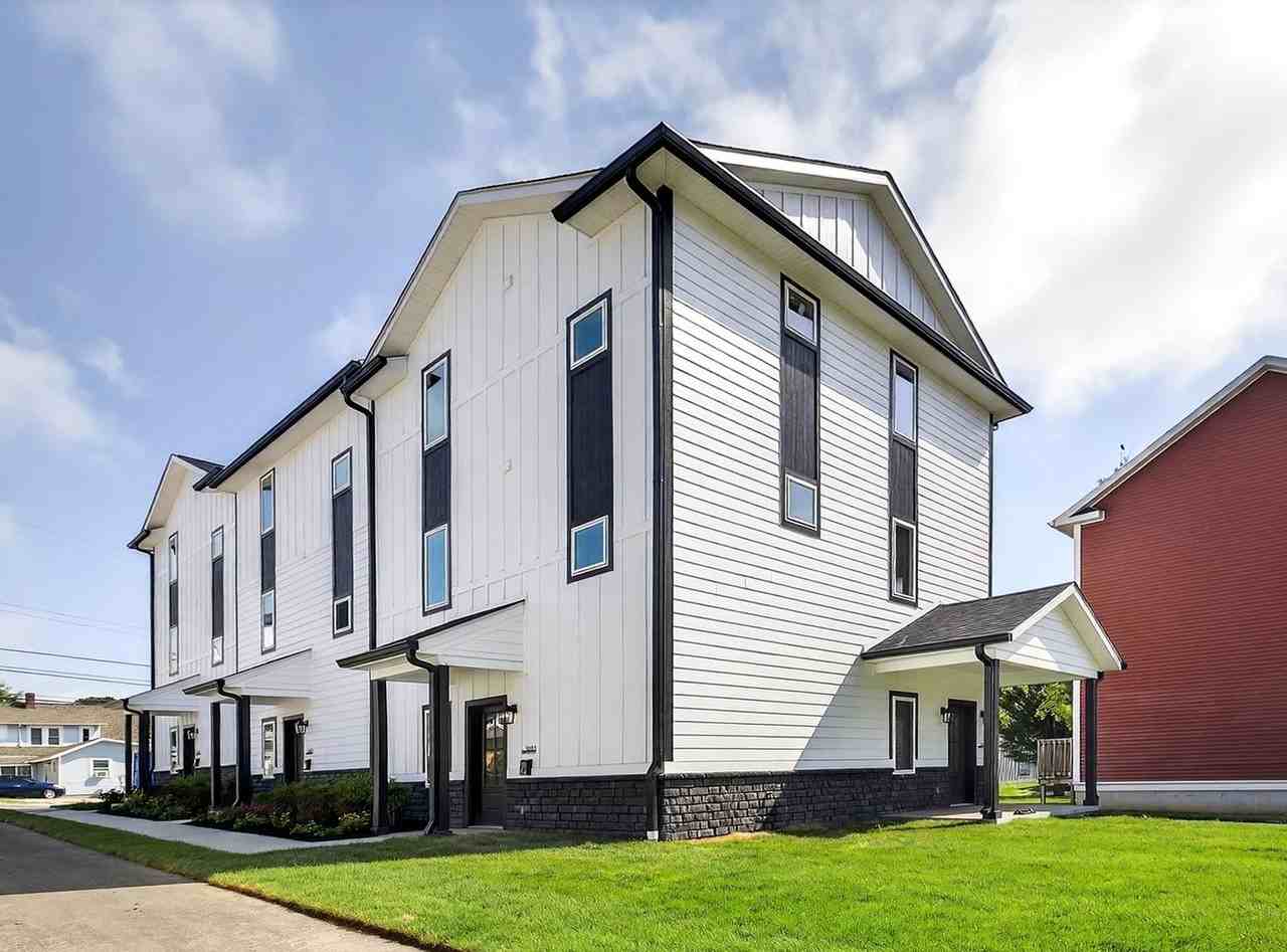 422 E Cottage Grove - Photo 2 of 20