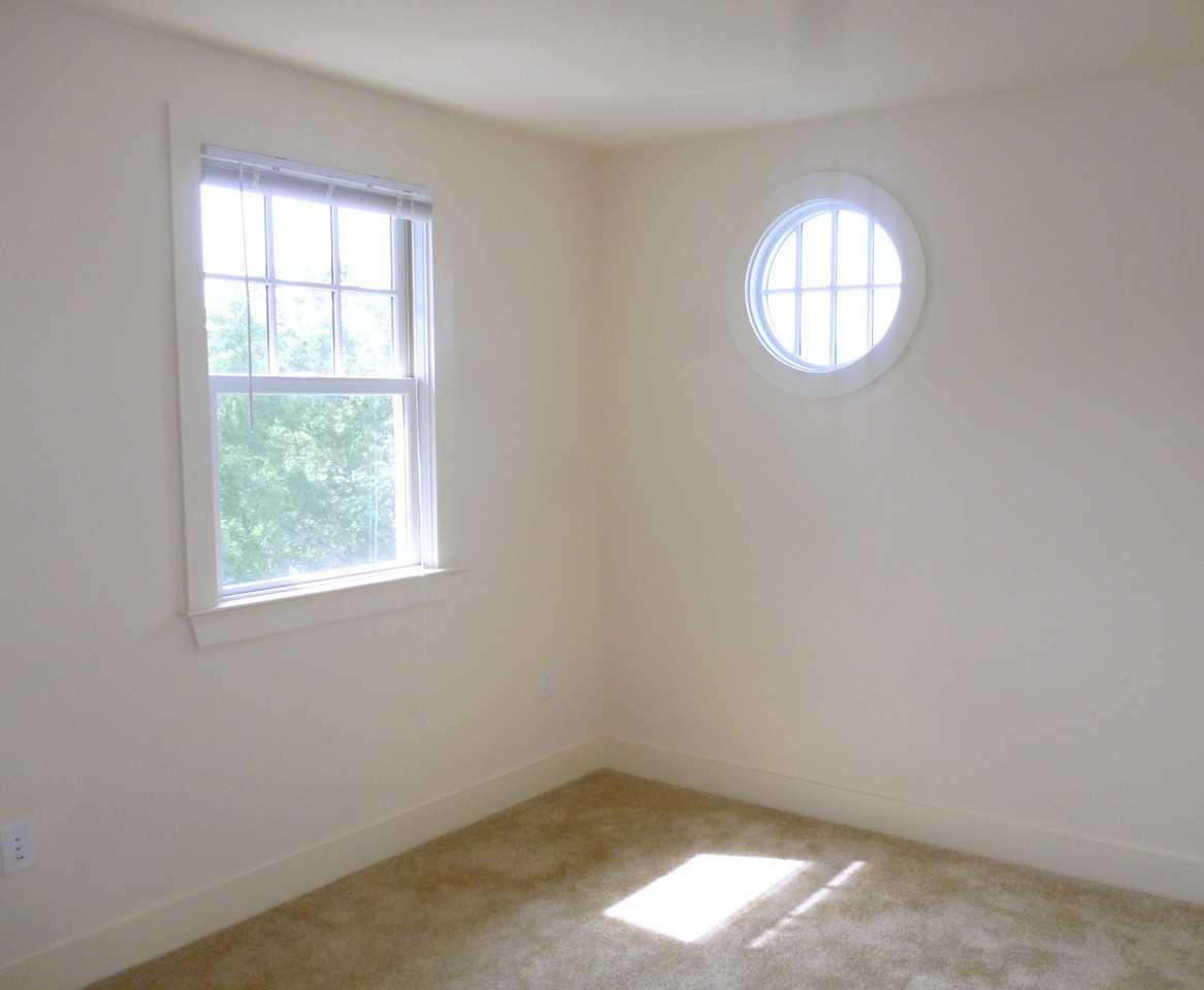 1029 Wertland Street - Photo 2 of 15