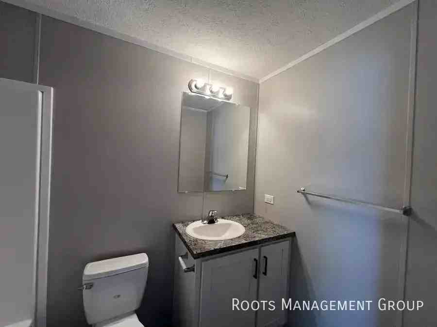 2300 E Philip Ave Trlr 12b #12B - Photo 3 of 10