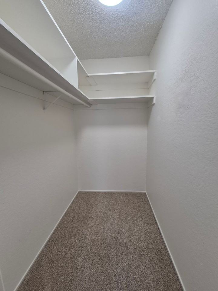 G Street (2612, 2616) - Photo 5 of 50