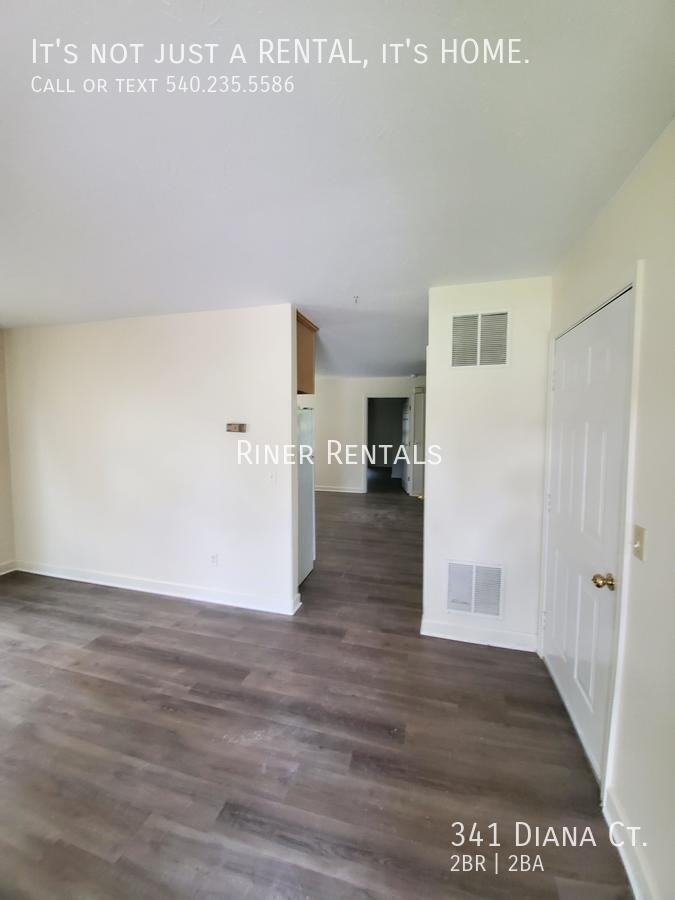 341 Diana Ct - Photo 3 of 26