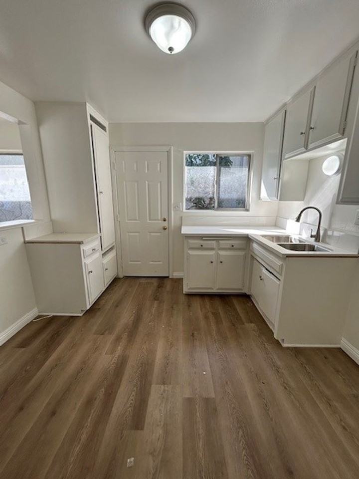 3511 W 147th St - Photo 5 of 14