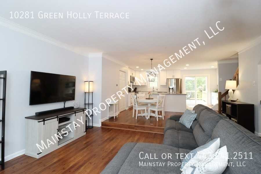 10281 Green Holly Ter - Photo 4 of 36