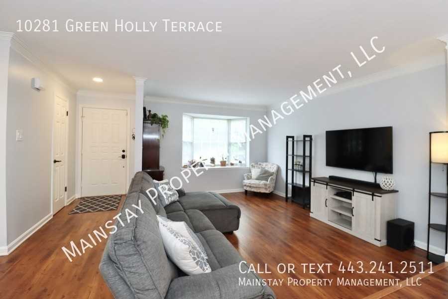 10281 Green Holly Ter - Photo 7 of 36