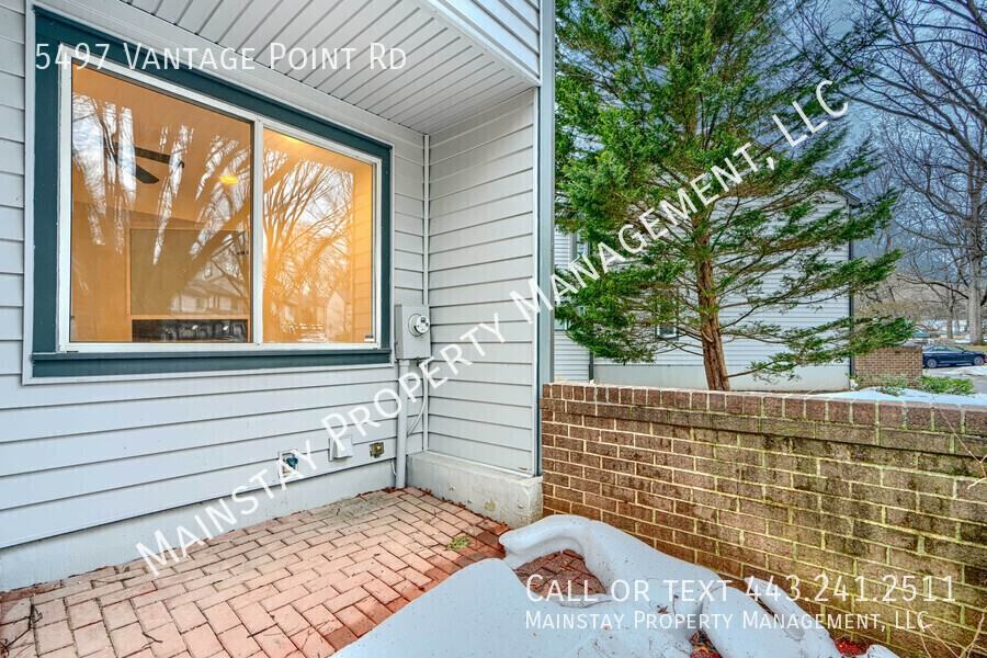 5497 Vantage Point Rd - Photo 3 of 33