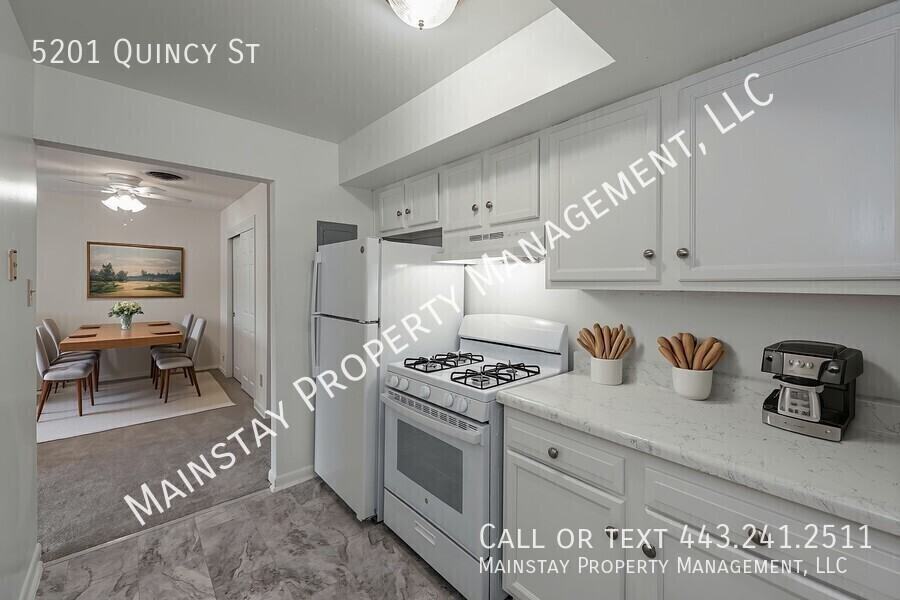 5201 Quincy St - Photo 4 of 11