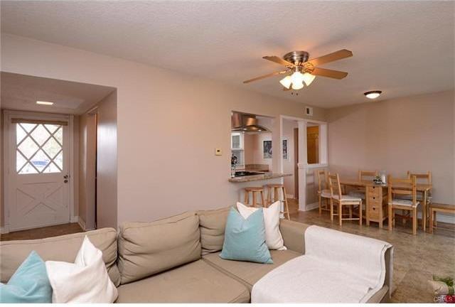 1535 E Everett Pl - Photo 4 of 35