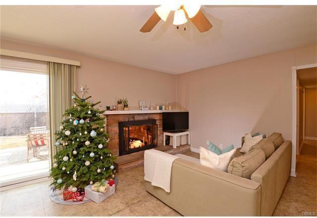 1535 E Everett Pl - Photo 6 of 35