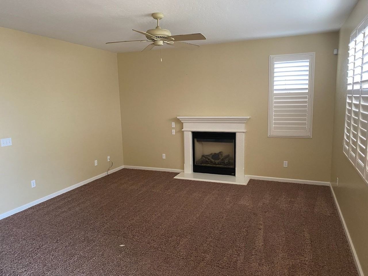 6245 W Whitley Ave - Photo 5 of 29