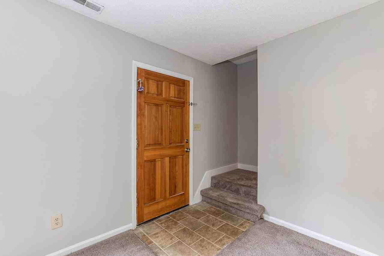 112 Rhum Pl - Photo 4 of 23