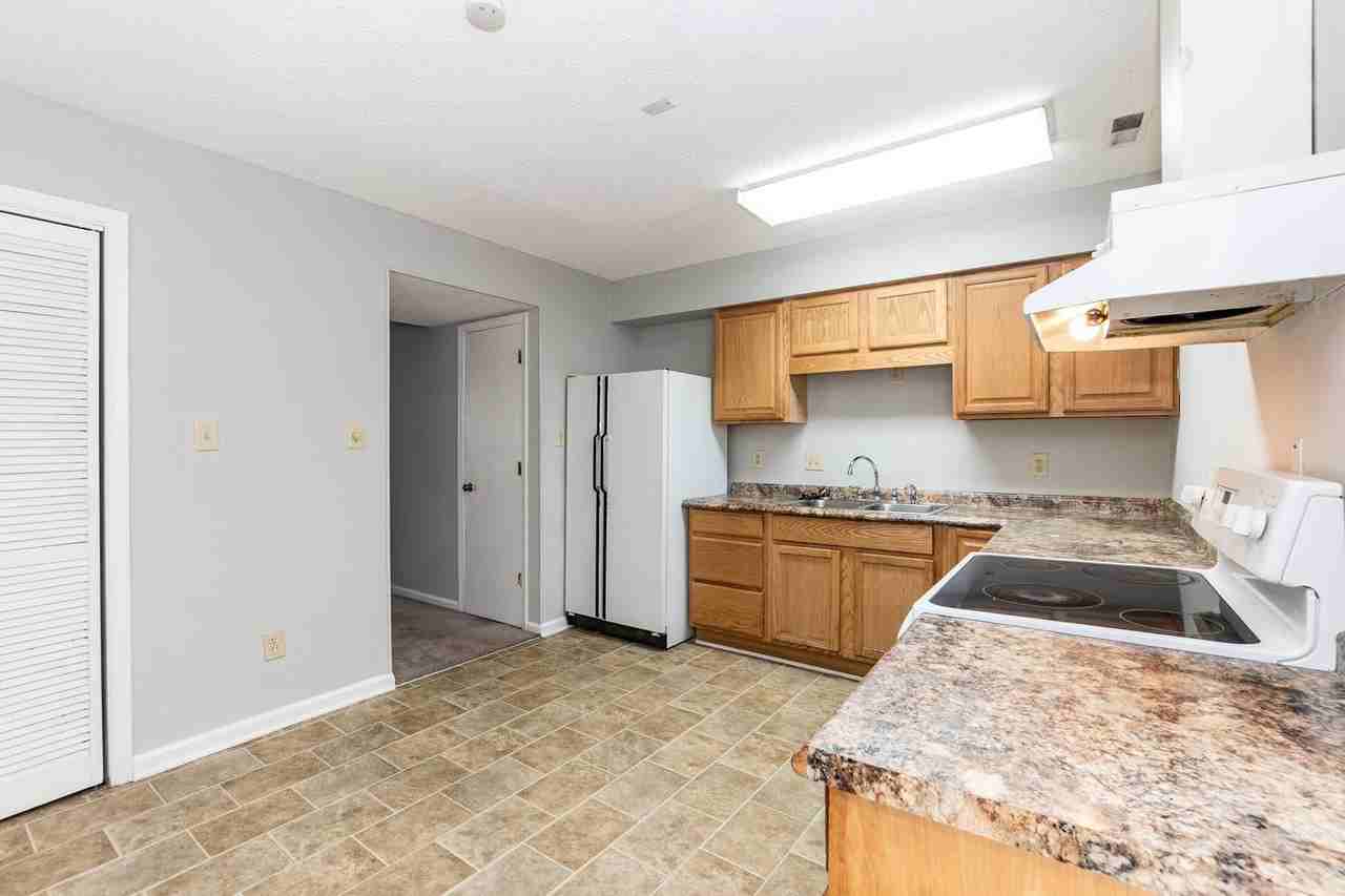 112 Rhum Pl - Photo 7 of 23