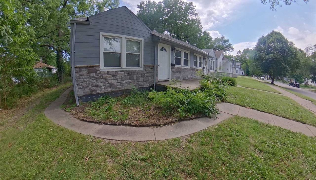 509 Moro St - Photo 4 of 8