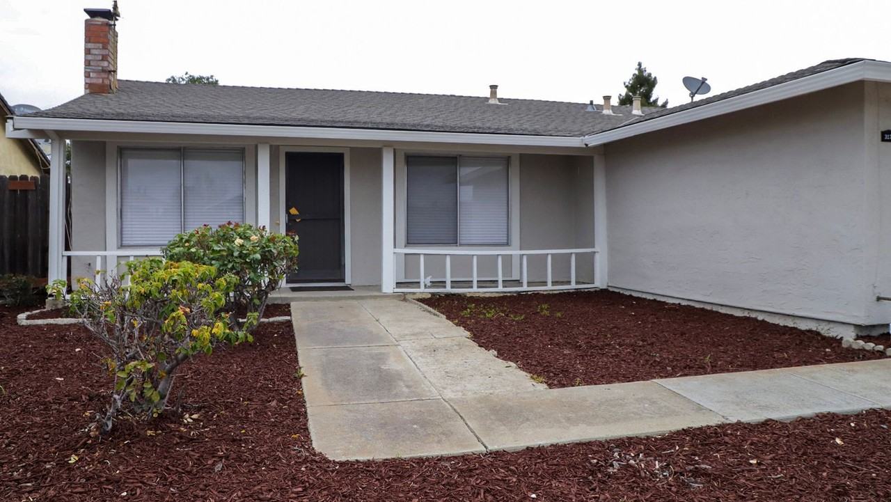 3173 Barletta Ln - Photo 2 of 17