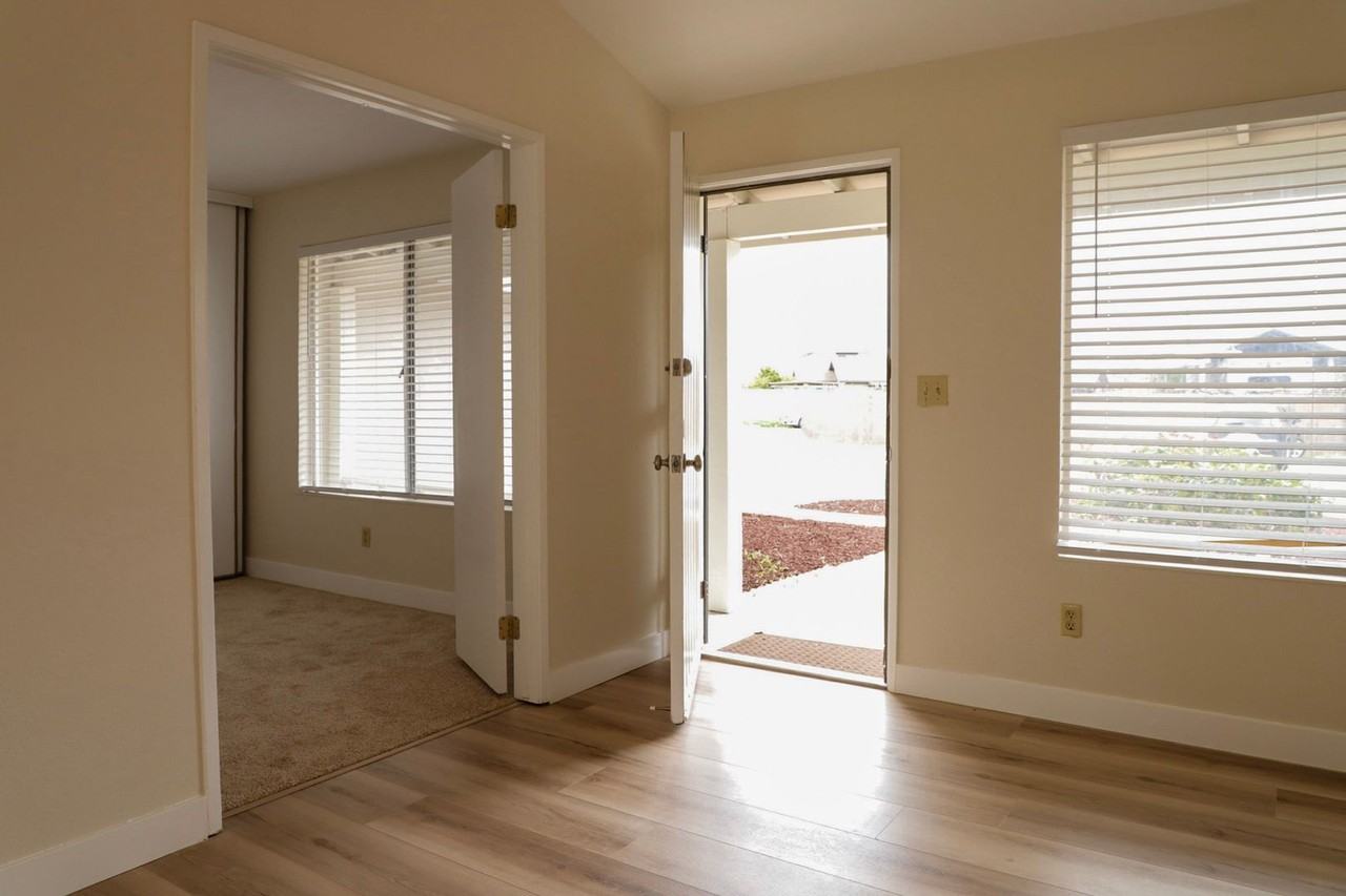 3173 Barletta Ln - Photo 4 of 17