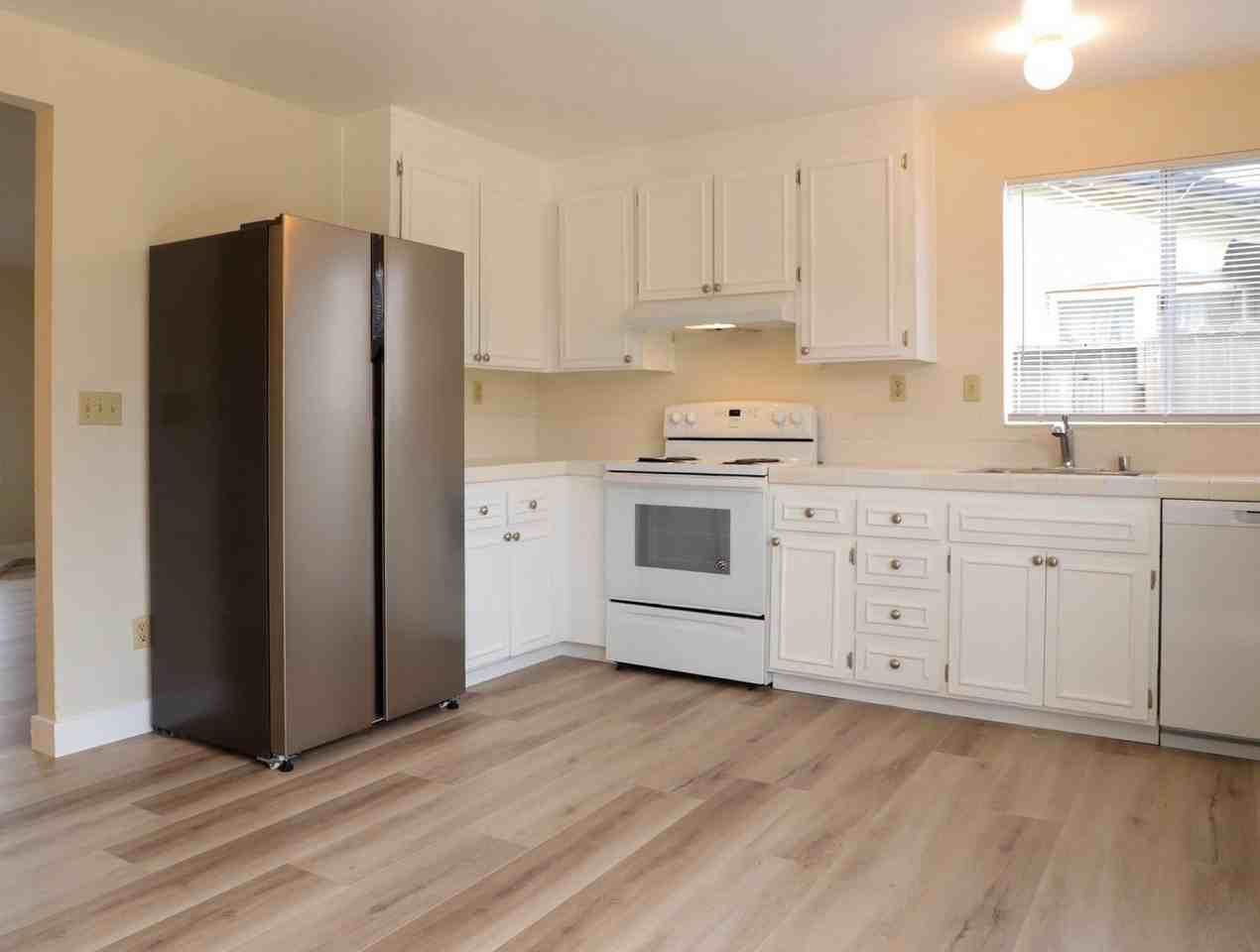 3173 Barletta Ln - Photo 6 of 17