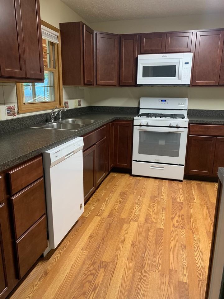 8986 King Graves Rd Ne - Photo 7 of 30