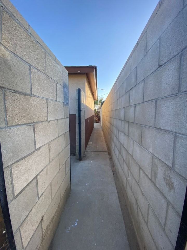 2012 1/2 Oregon St - Photo 7 of 34