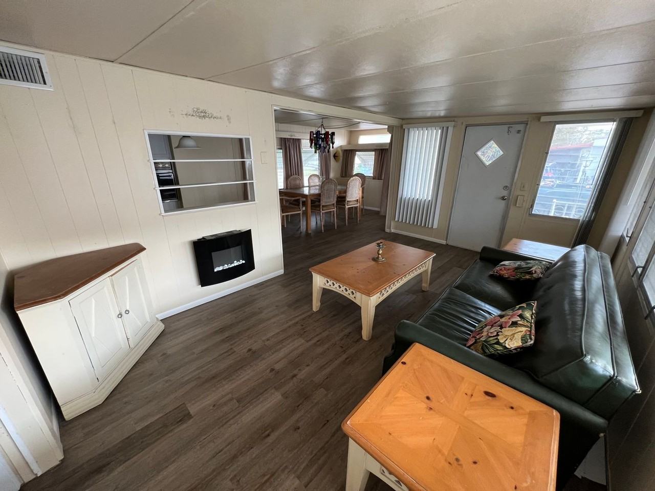 707 50th Ave W - Photo 3 of 24