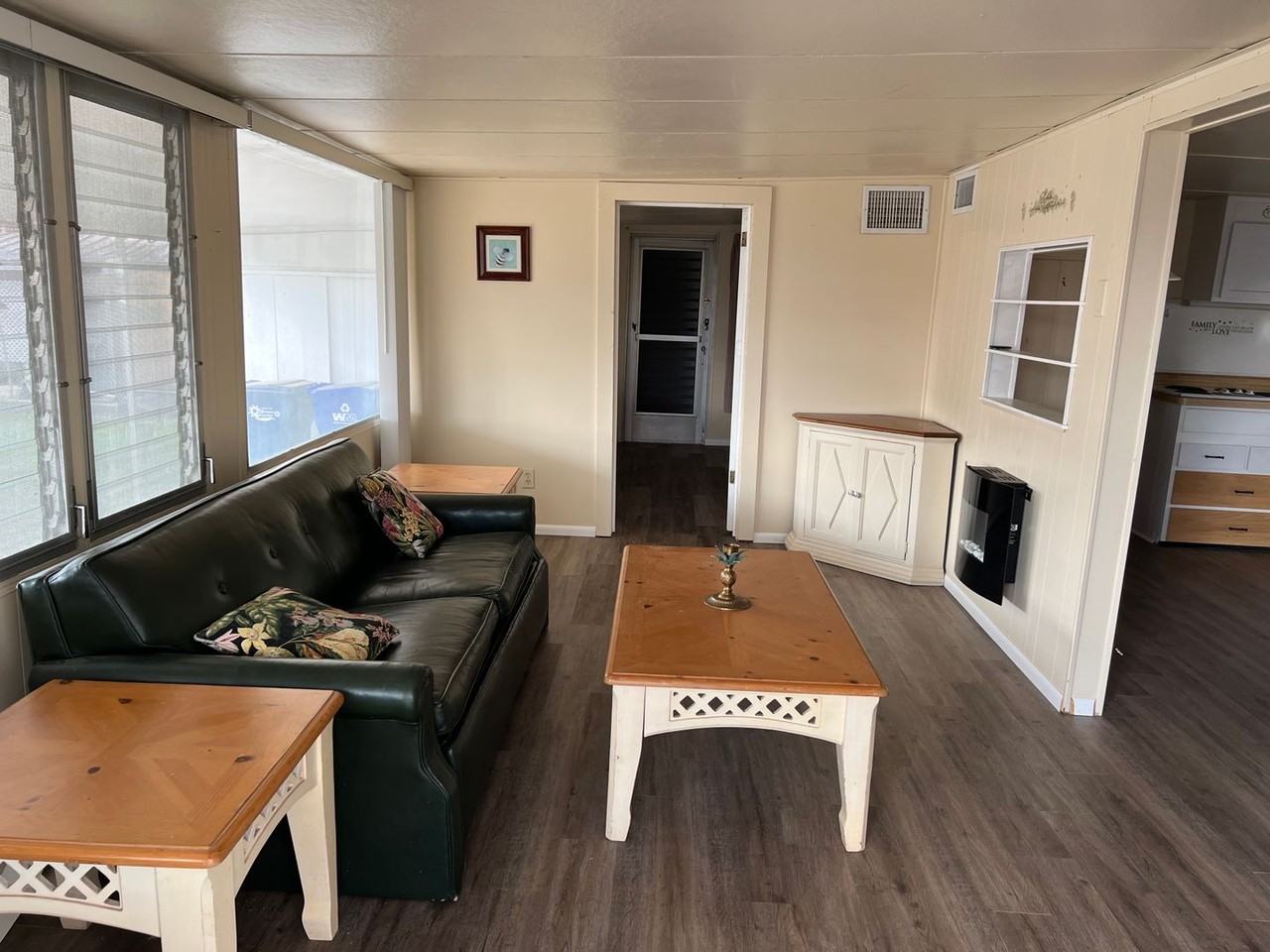 707 50th Ave W - Photo 4 of 24