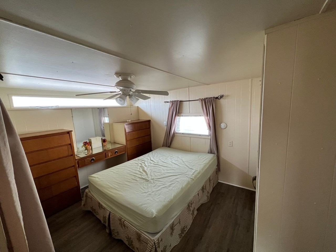 707 50th Ave W - Photo 6 of 24