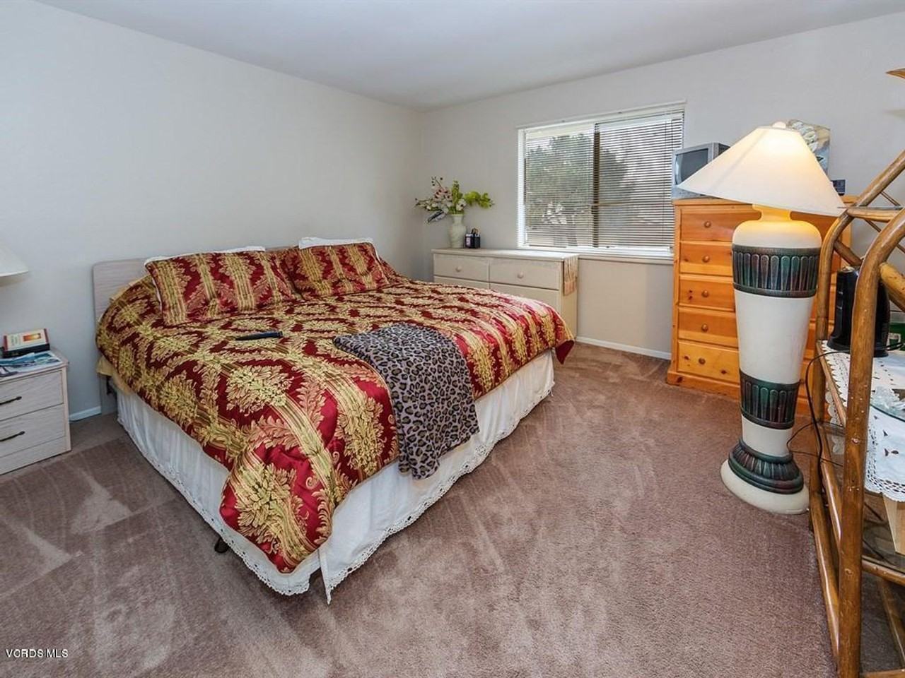 2711 Jill Pl - Photo 2 of 8