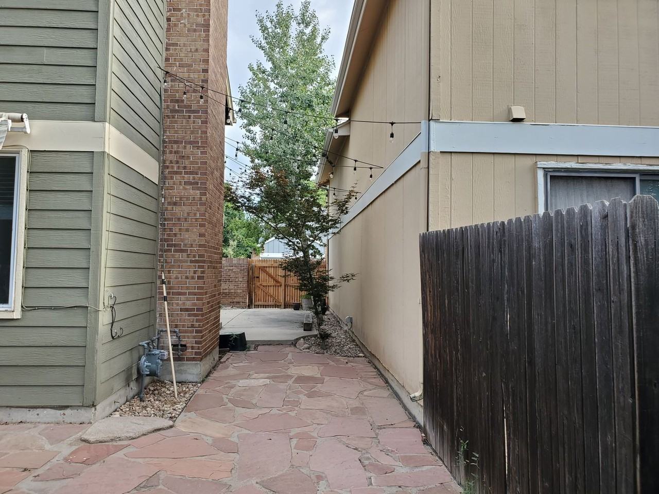 8724 Garrison Ct - Photo 3 of 17