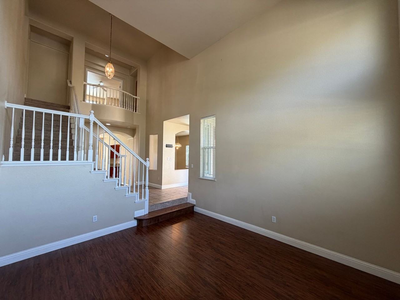 2300 Bastona Dr - Photo 6 of 42