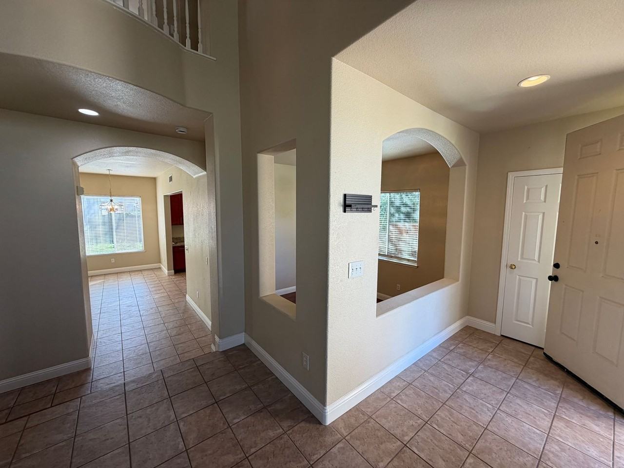 2300 Bastona Dr - Photo 7 of 42