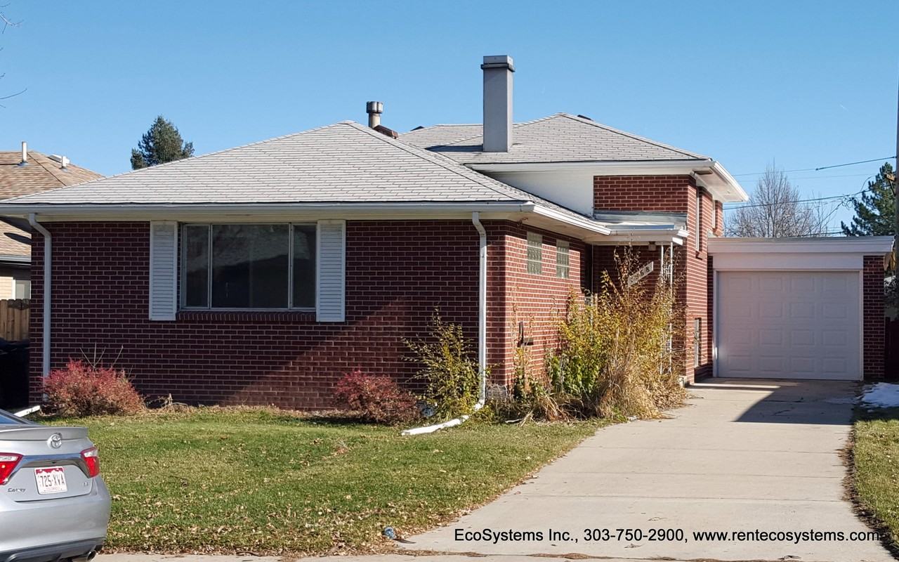 1568 S Ivy St - Photo 2 of 48