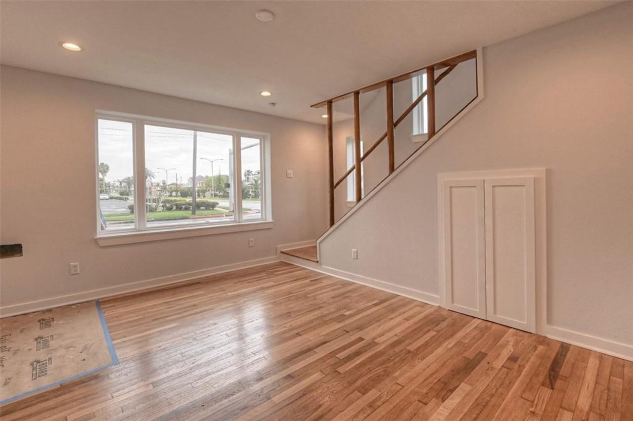 1822 25th St - Photo 4 of 18