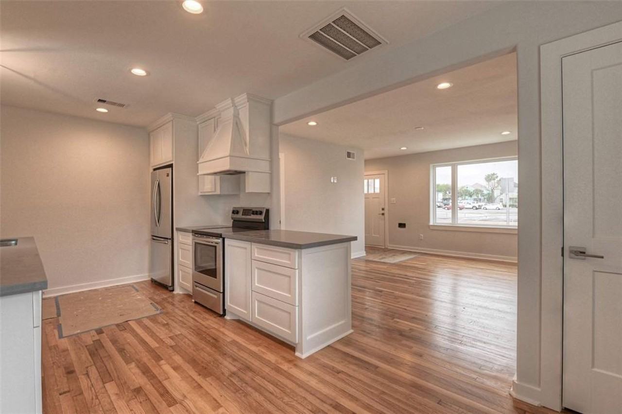 1822 25th St - Photo 7 of 18