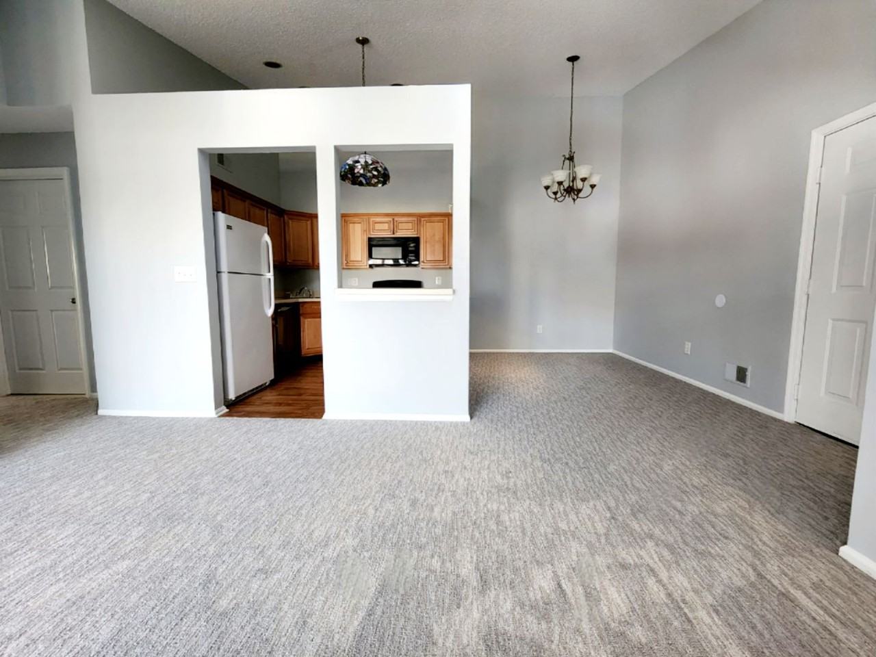 980 Juniper Way - Photo 6 of 16