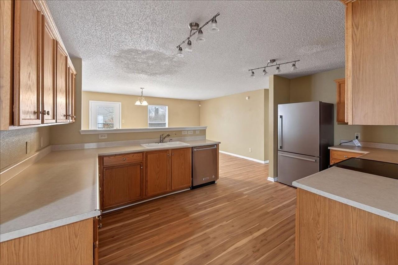 12599 Majestic Way - Photo 5 of 22