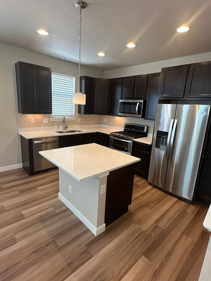 12884 E Dickenson Ave - Photo 3 of 20