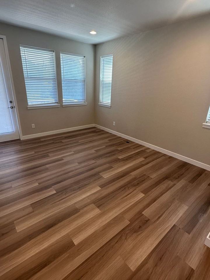 12884 E Dickenson Ave - Photo 6 of 20