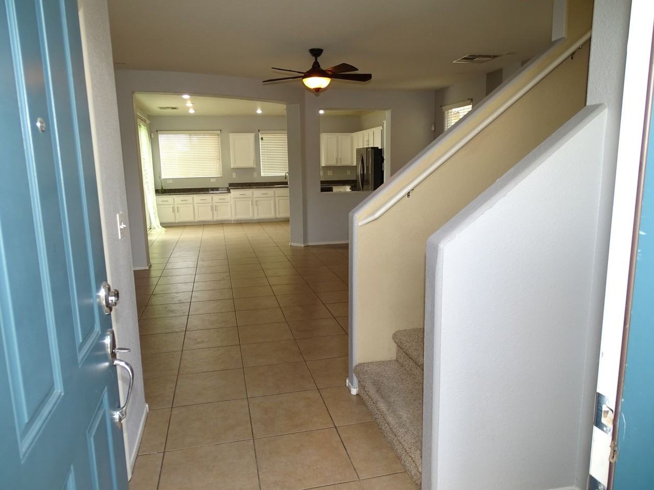 11030 Mountain Willow St - Photo 3 of 42