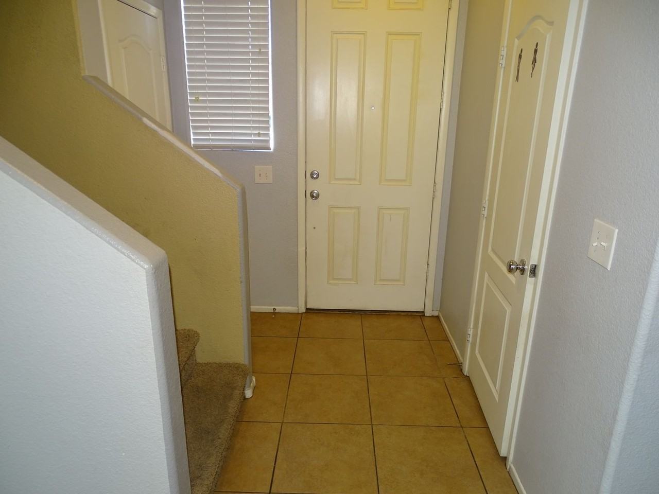 11030 Mountain Willow St - Photo 4 of 42