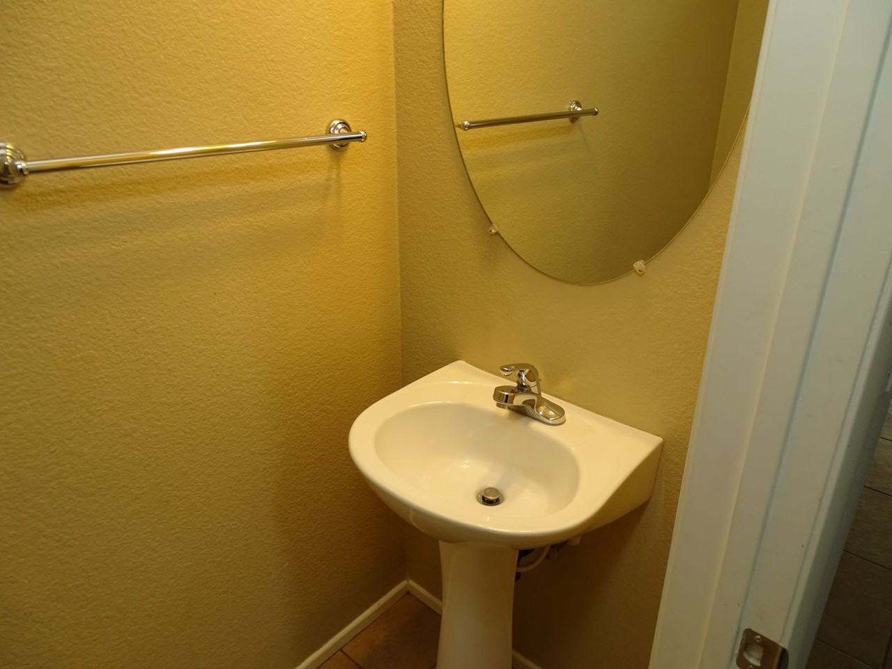 11030 Mountain Willow St - Photo 5 of 42