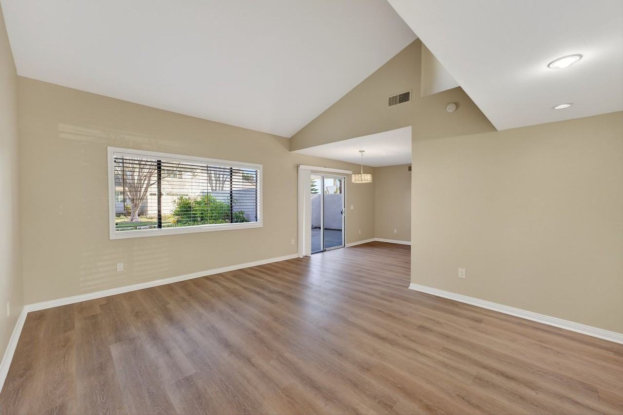 404 N Via Roma - Photo 6 of 32