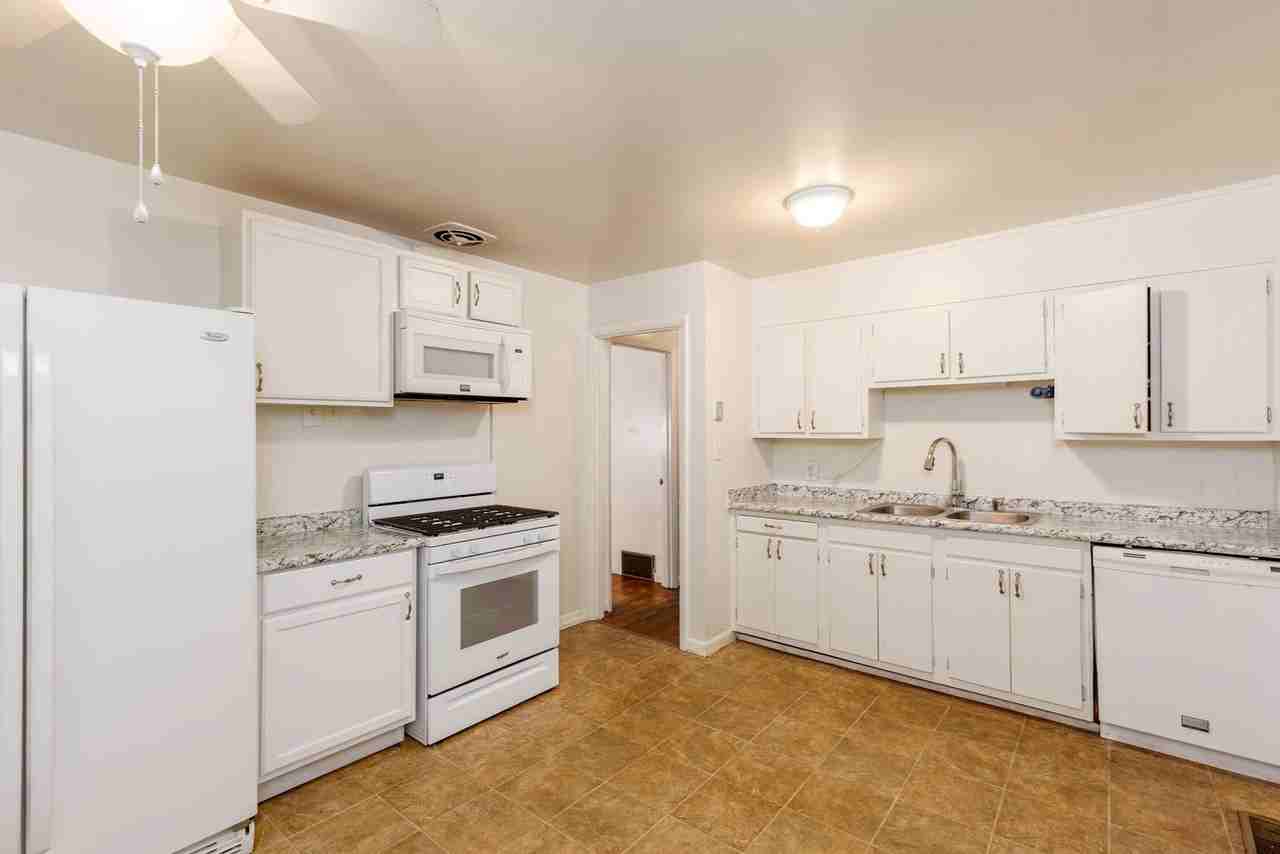 856 Center Way Sw - Photo 6 of 21