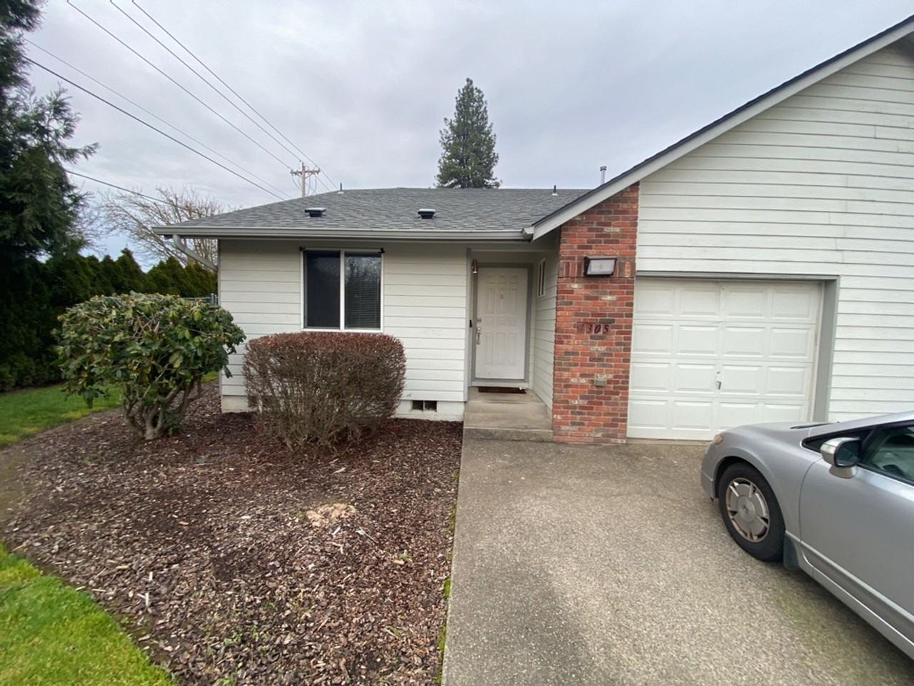 4305 San Francisco Dr Ne - Photo 2 of 11